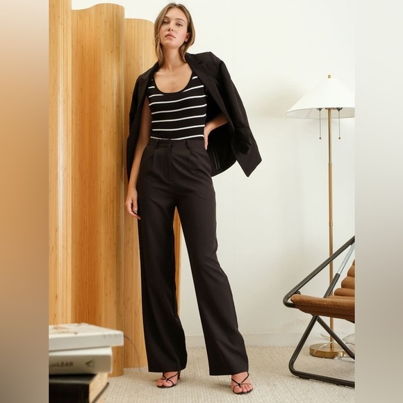 SOLD OUT 927. Stripe Knit Bodysuit in Black - Picture 5 of 7